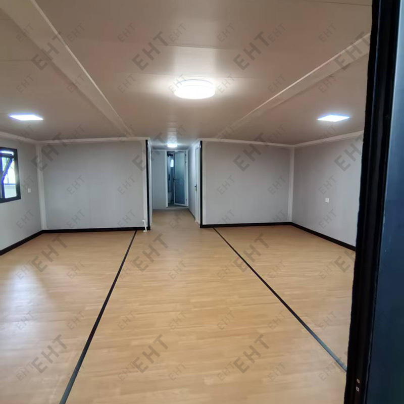 Prefabrikovaná modulární obytná jednotka s dvoukřídlým rozšiřitelným kontejnerovým domem o délce 40 stop